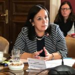 Senadora Aravena pide equipos médicos para aumentar capacidad de camas críticas en La Araucanía